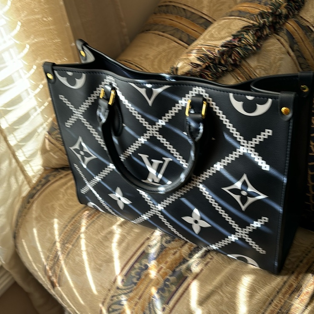 NWOT Navy Tote